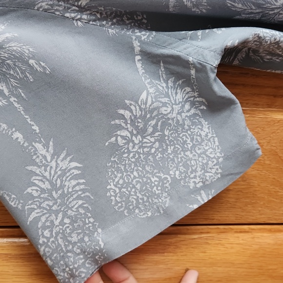 Campia Hawaiian Shirt - Picture 8 of 8